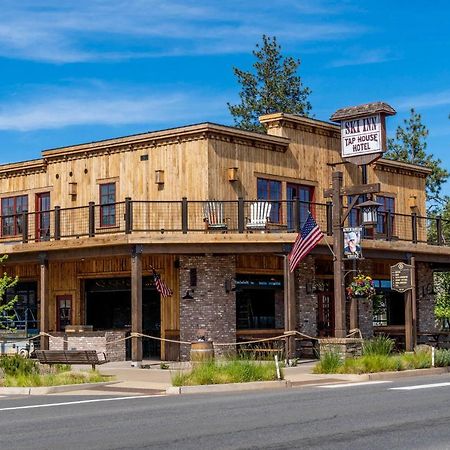 Ski Inn Taphouse Hotel Sisters Exterior foto